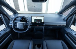 Kia PV5 Cargo, 2025, interior